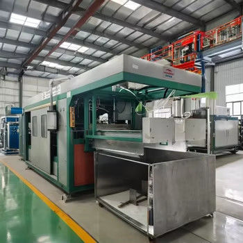 آلة تشكيل الفراغية البلاستيكية الآلية 380 فولت لصحن الكعك Max 710mm Width